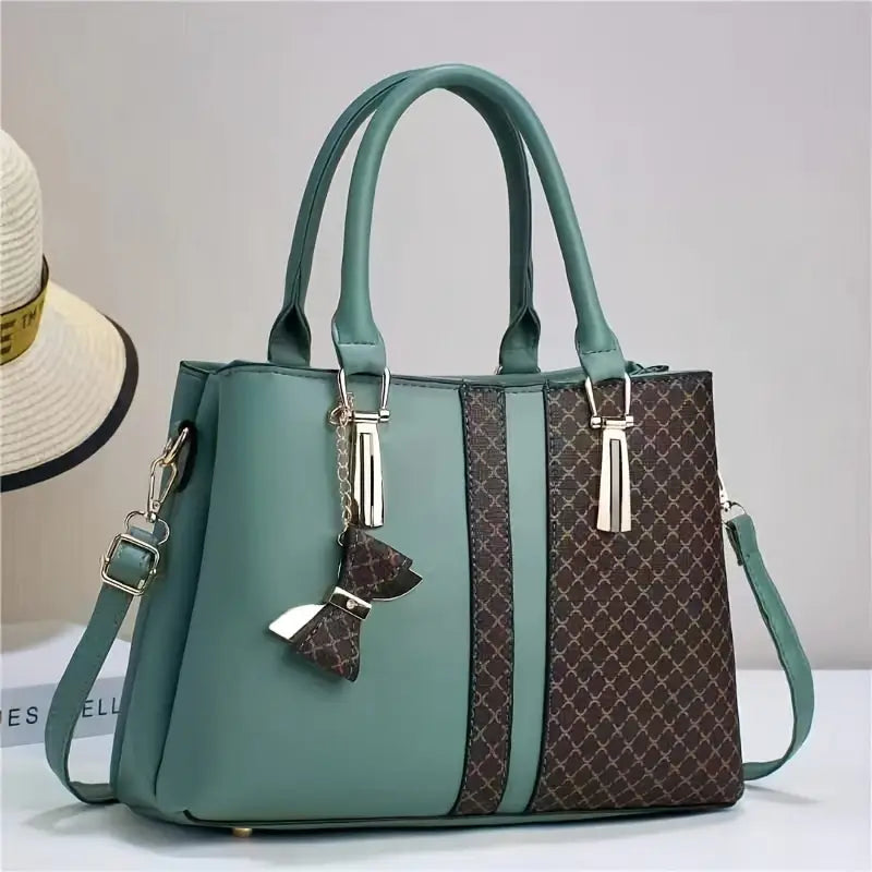 Amira Signature Leather Bag - Imagen 5
