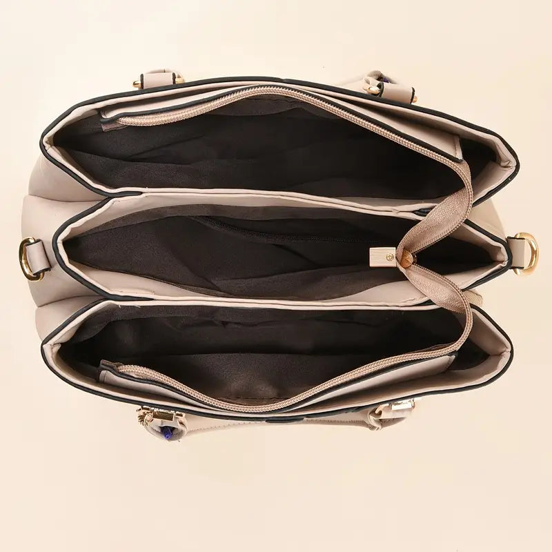 Amira Signature Leather Bag - Imagen 10
