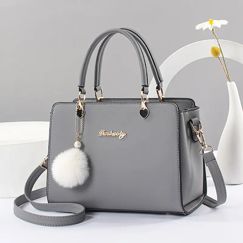 Leonor Signature Leather Bag - Imagen 4