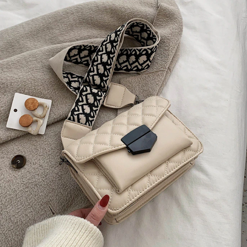 Quinn Quilted Crossbody - Imagen 4