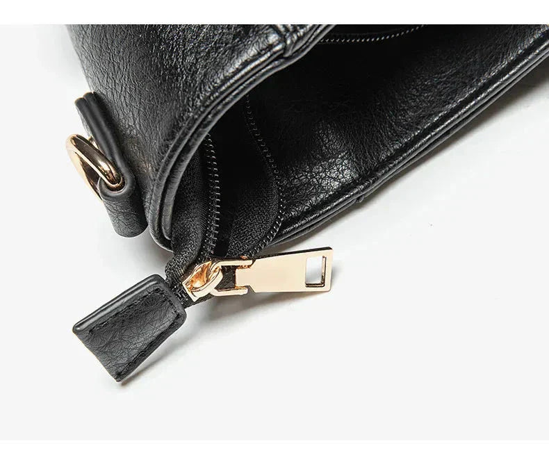 Luna Tassel Hobo Bag - Imagen 7
