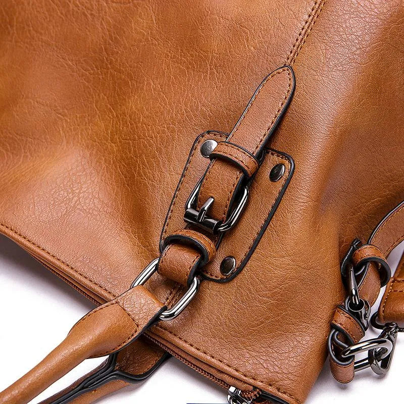 Brielle Buckled Handbag - Imagen 4