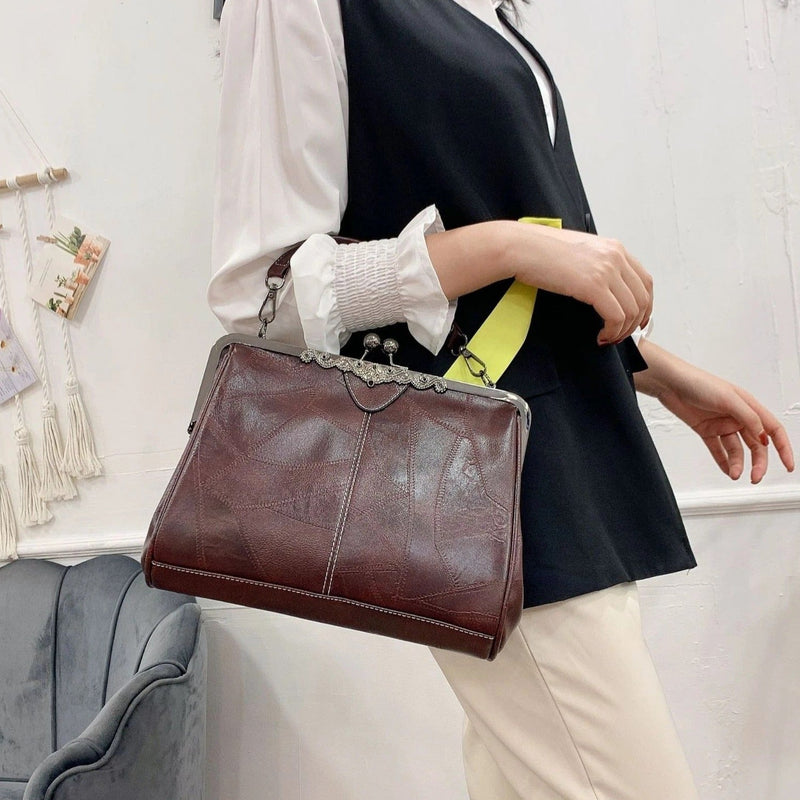 Amelia Frame Top Handle Bag - Imagen 12