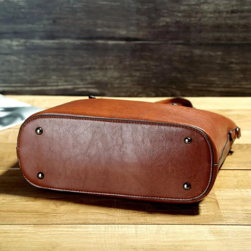 Vera Bucket Shoulder Bag - Imagen 4
